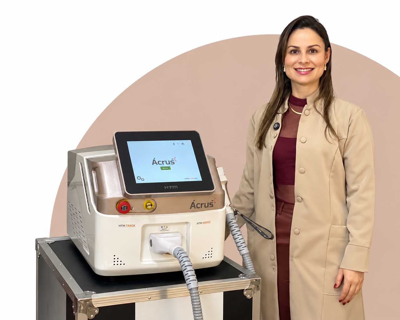 Jaqueline Campos em atendimento de depilação a laser